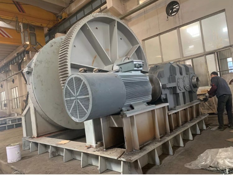 Chine 
                Les moteurs diesel marins vente 100t heavy treuils hydrauliques pour la vente de treuil hydraulique de treuil d′ancrage pour la vente
             fournisseur