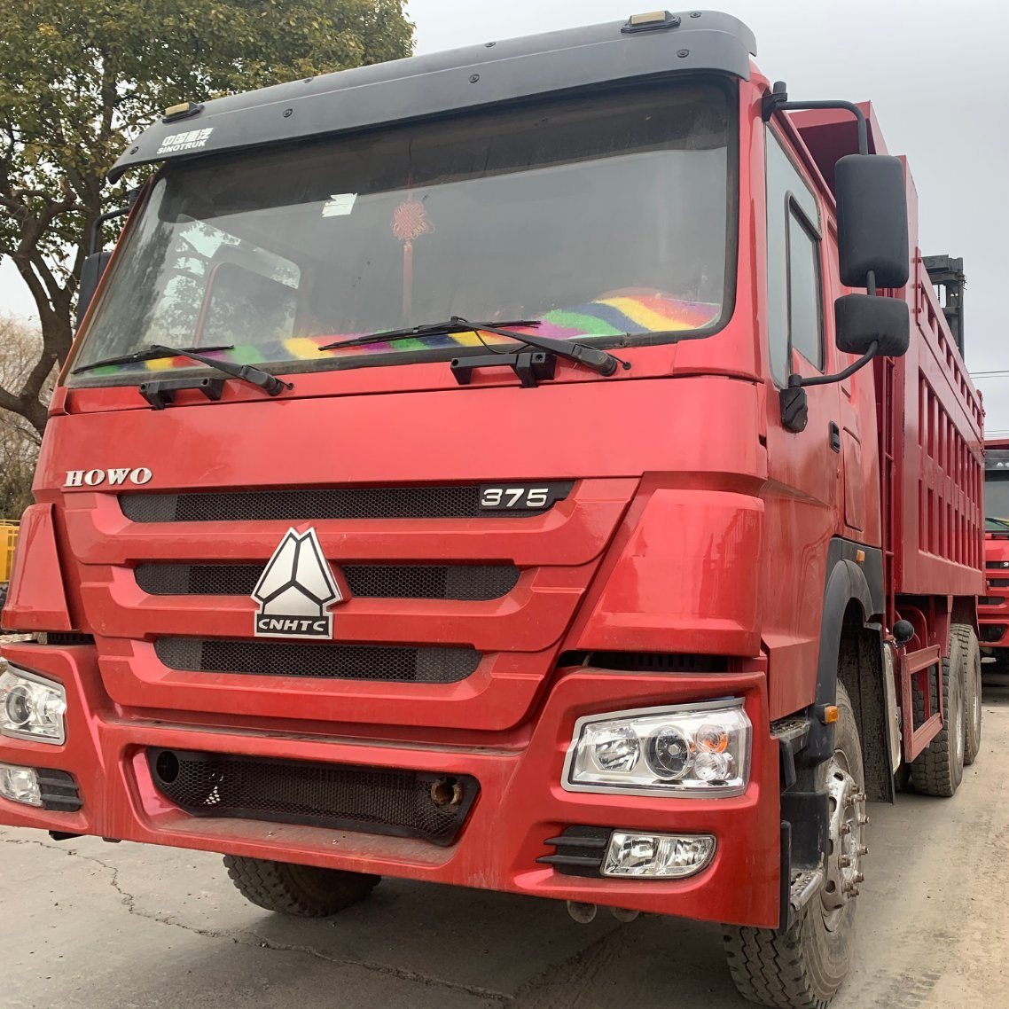 
                China Used Dump Truck 375HP 371HP 380HP Truck Tipper 10 Wheels for Sale
            