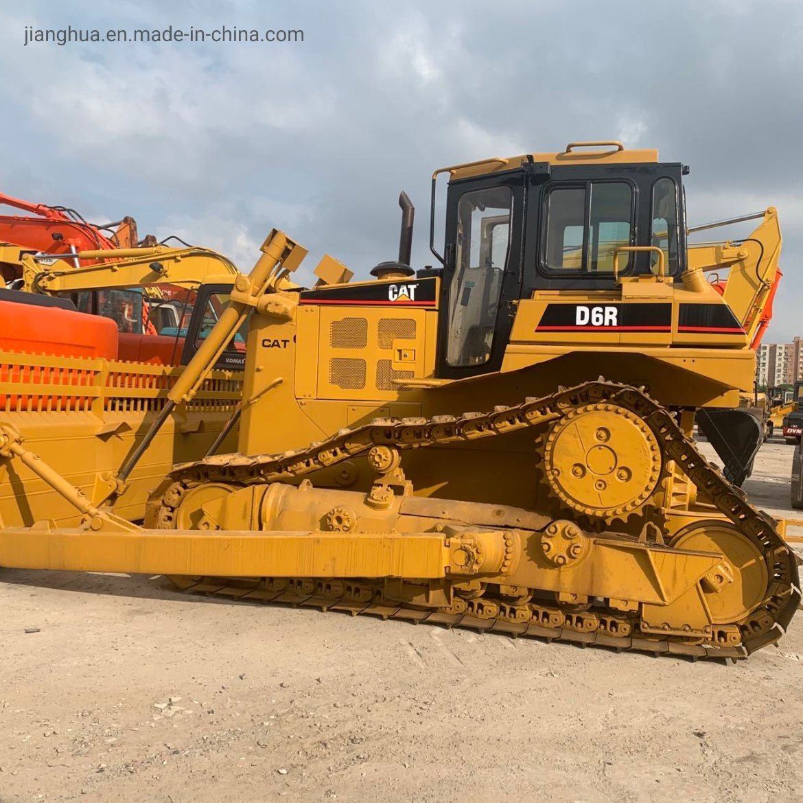 
                Nieuwe blokken gebruikt bulldozer Cat D6R bulldozer met Cat 3306 Motor te koop
            