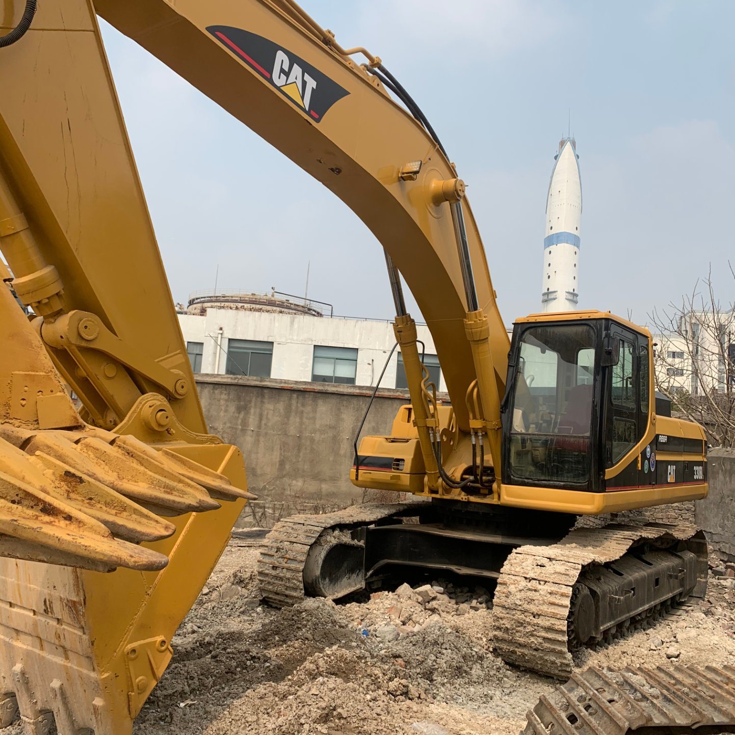 Secondhand Excavator Cat 330bl with Good Cat Engine and Good Working Condition for Sale