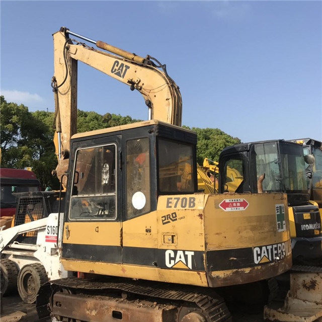 Used Caterpillar Crawler Excavator E70b Small Excavator Digger with Semi Auto system for Sale