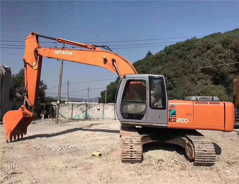 Used Crawler Excavator Hitachi Ex200-3, 20 Ton Excavator Digger with Pump Line and Original Pump