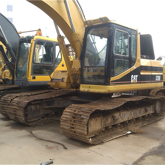 
                Utiliza la excavadora Hyundai Caterpillar 320b /320bl excavadora de cadenas con potente motor
            