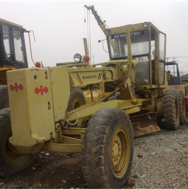 
                Utiliza el Japón hizo una Komats motoniveladora Gd623U para la venta de la motoniveladora
            