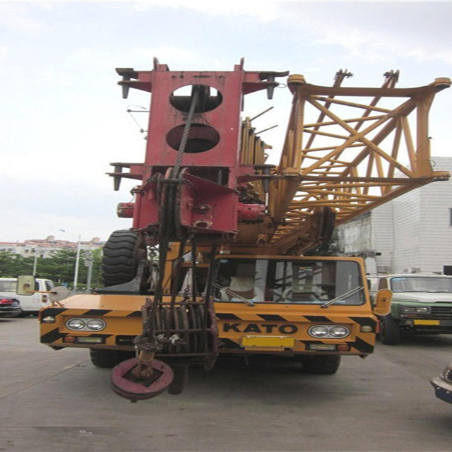 
                Utiliza 100 ton ton Kato 120 camiones grúa con buenas condiciones en China para la venta
            