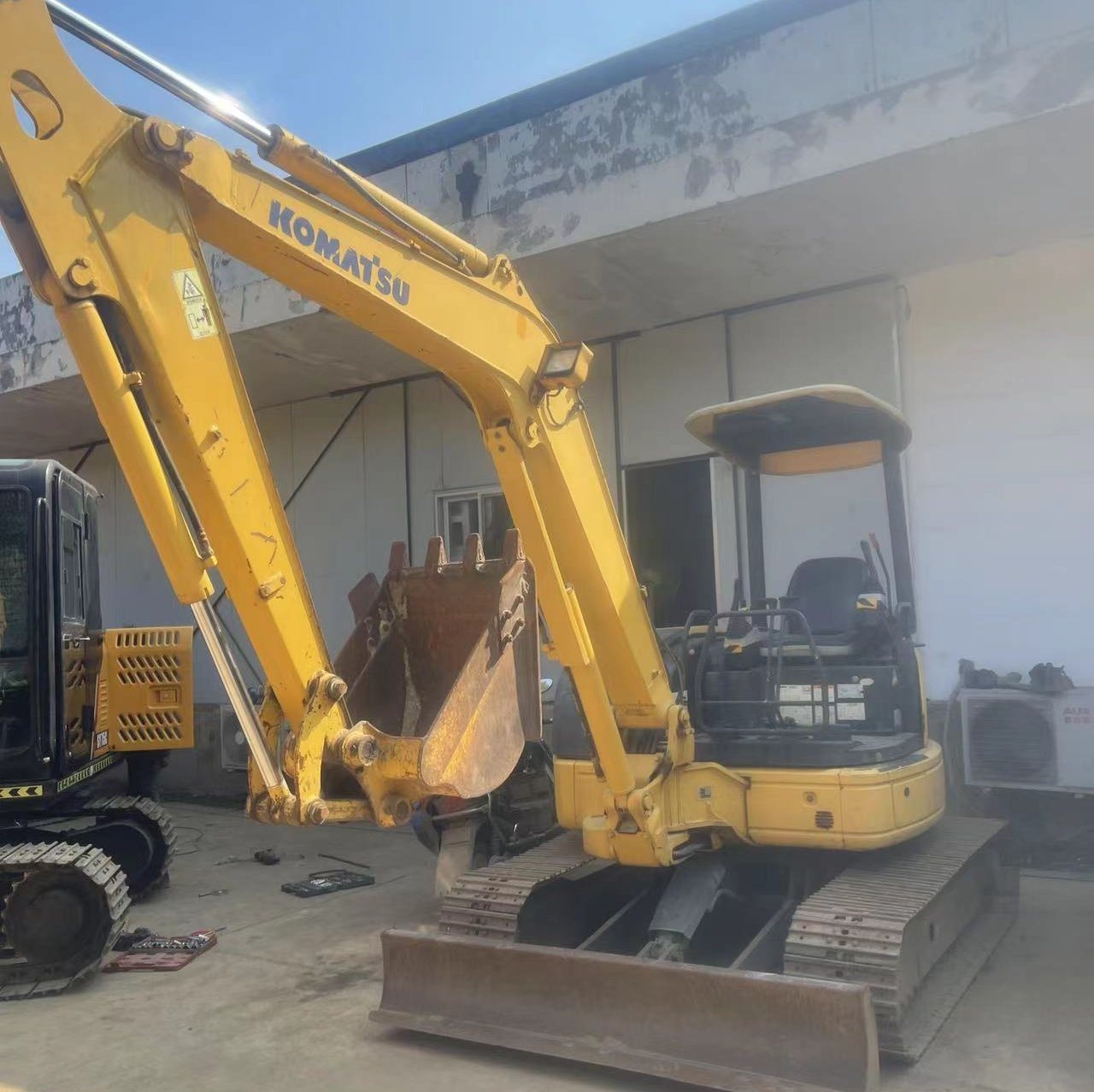 Used Mini Excavator Komats U PC50 PC56 Crawler Small Excavator for Sale