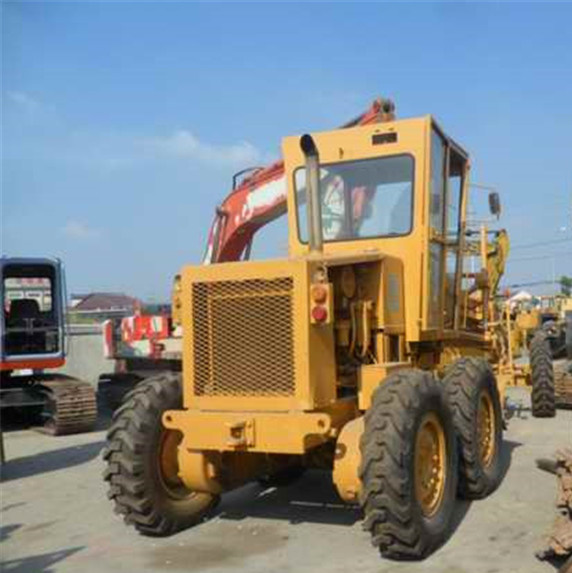 Used Motor Grader Komatsu Gd511A with Powerful Engine for Sale