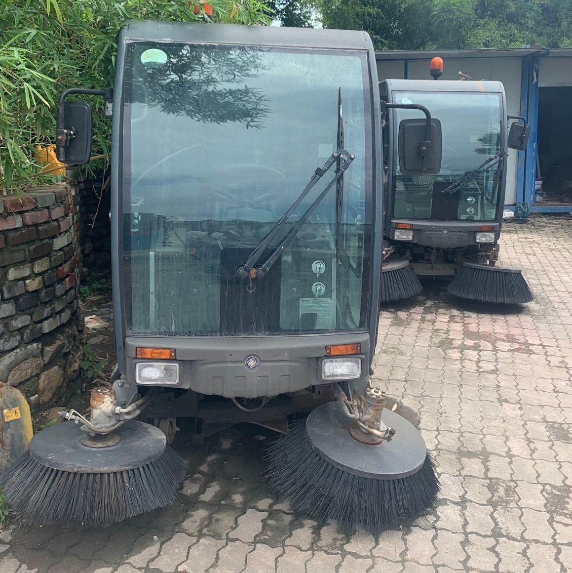 Used Nilfisk Clean Machine, Small Paving Machine in Stock for Sale