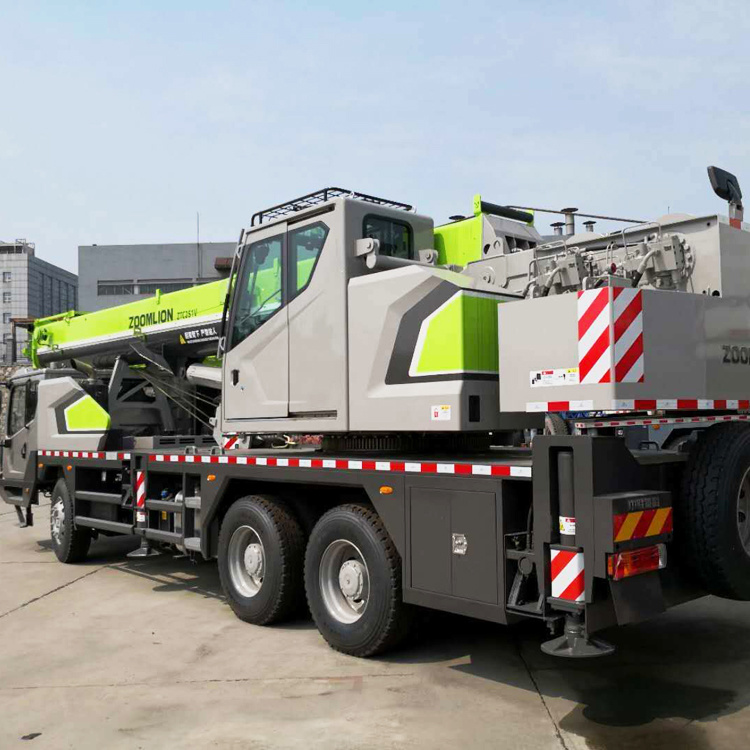 China 
                (Qy12D451) Zoomlion Small 12 Ton Truck Crane
             supplier