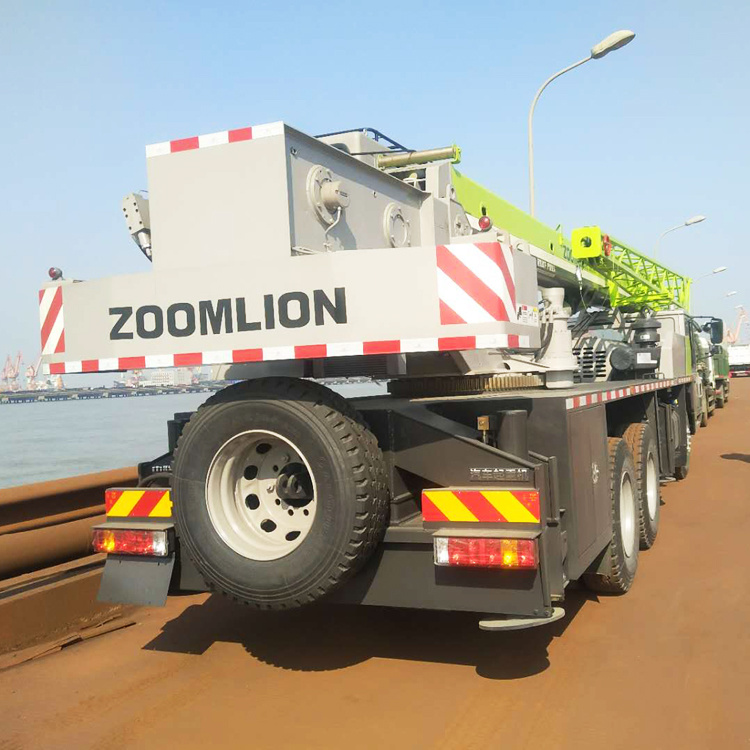 China 
                Ztc160V451 ） Zoomlion 16 トントラッククレーン
             supplier