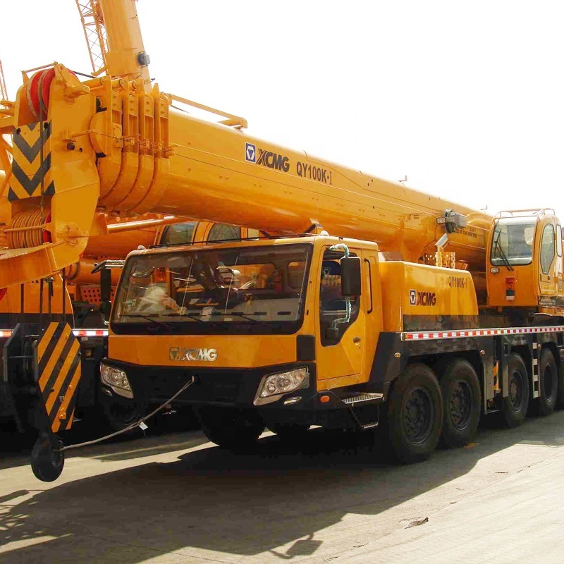 
                100 Ton Grande Grua móvel Qy100K-I Quatro caminhões do braço de grua
            