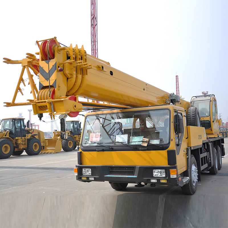 China 
                25 Ton Crane Truck Diesel Crawler Crane for Truck Qy25K-II
             supplier