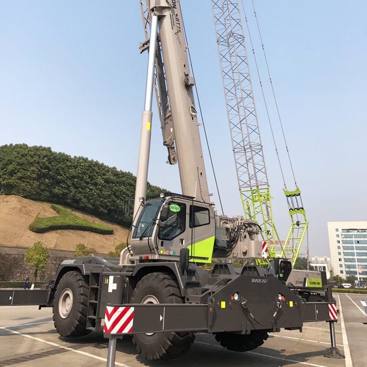 25t Truck Rough Terrain Crane Ztc250 with Foldable Arm