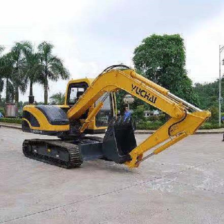 3080kg 2820kg 0.07cbm Yuchai Crawler Excavator Yc25-8