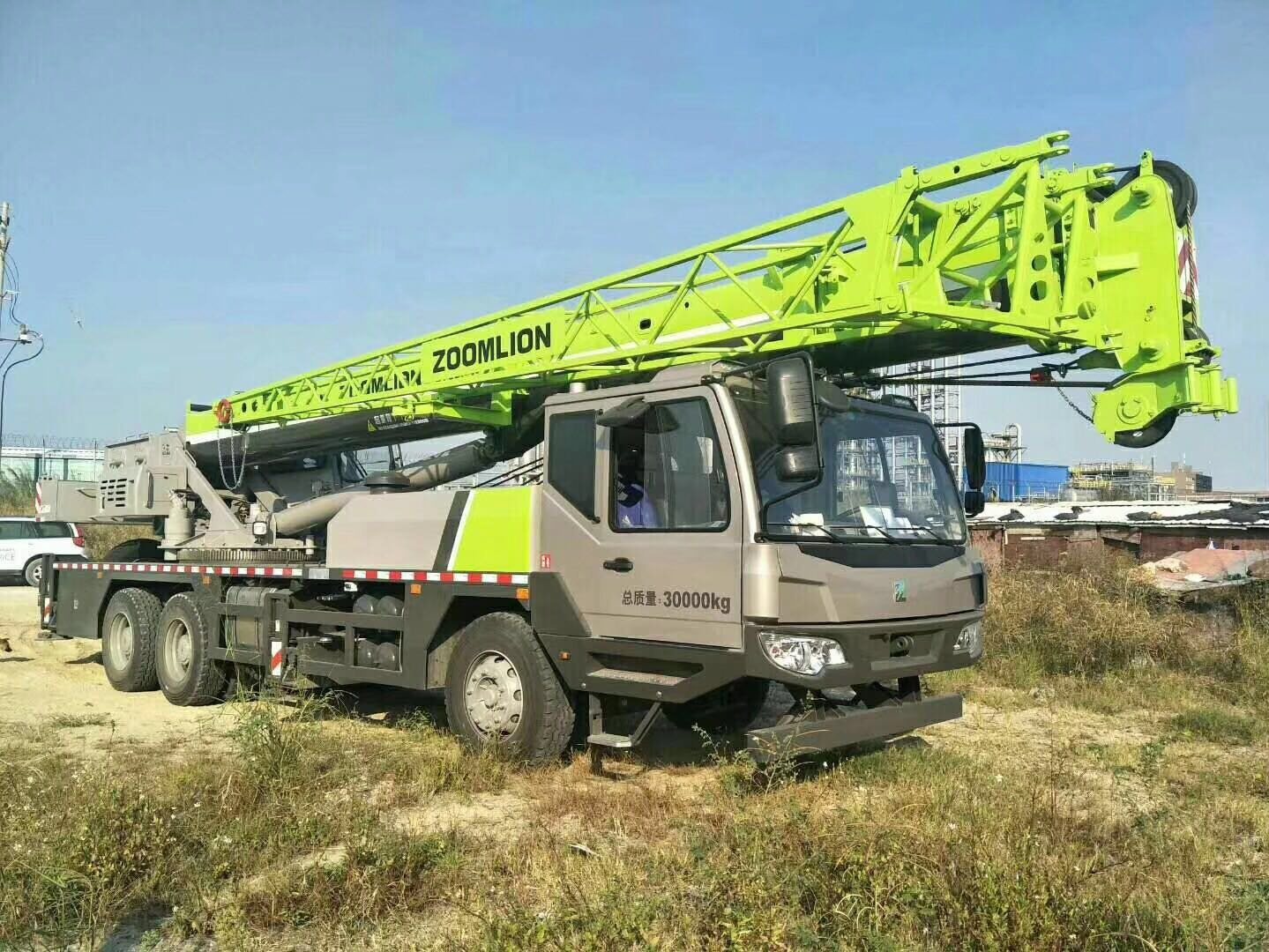 60ton Zoomlion Hydraulic Mobile Truck Crane Ztc600r562