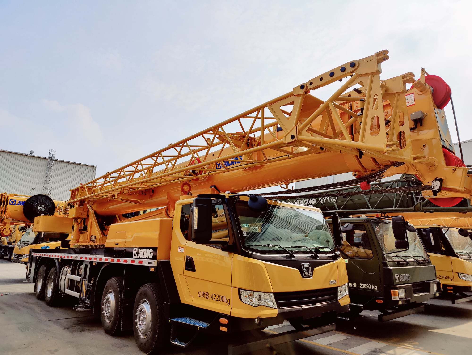 China 
                Best Seller Xc Mg 50ton Mobile Crane Qy50kd Truck Cranes
             supplier