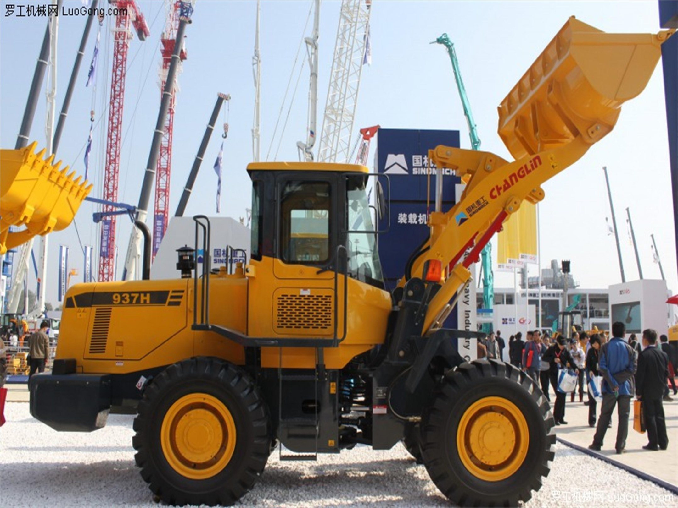 China 
                China Famous Brand Changlin 3 Ton Wheel Loader 937h with Competitive Price
             supplier