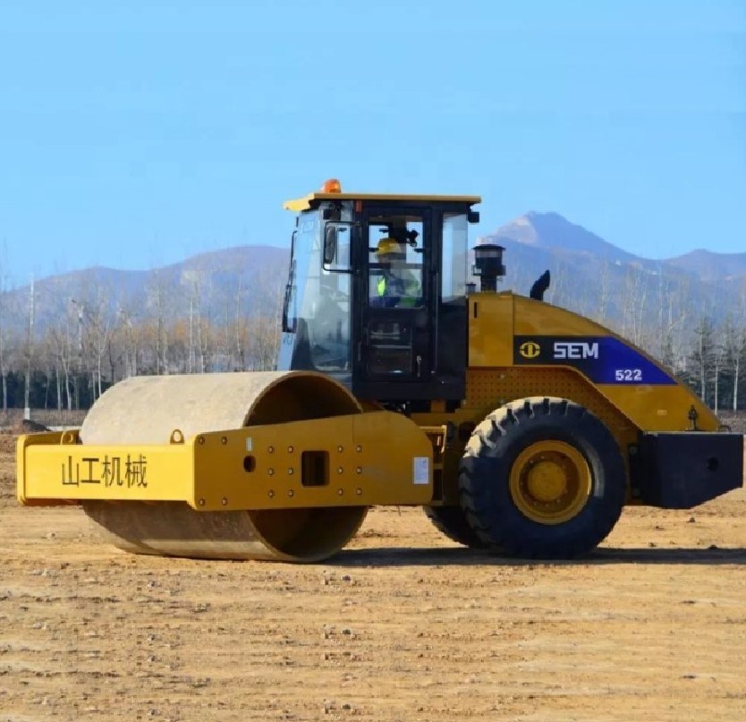 
                La Chine début marque Sem520 20tonnes tambour unique rouleau de route pour la vente
            