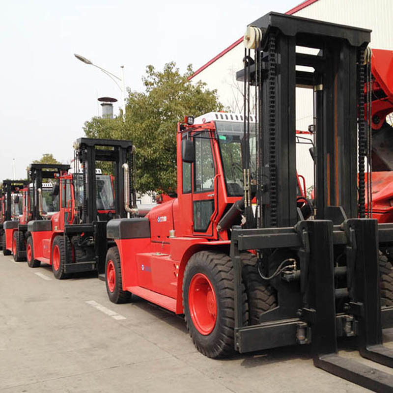 Chinese Factory Original Heli 13.5ton Forklift Cpcd135 Price