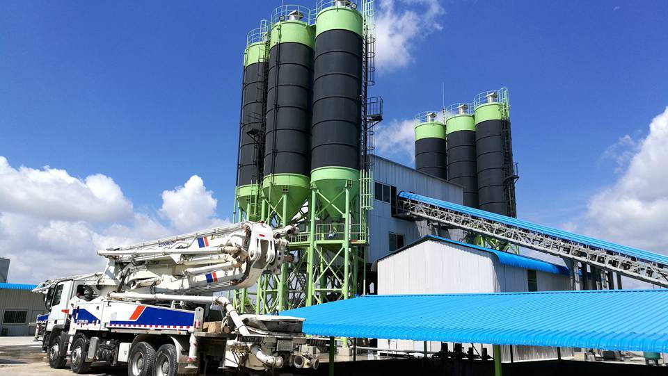 
                Recomendación de fábrica! ! Zoomlion Hzs90p mini planta mezcladora de concreto de lotes en Filipinas
            