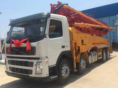 China 
                UAE에서 유명한 56m 콘크리트 트럭 펌프 Syg5418thb
             supplier