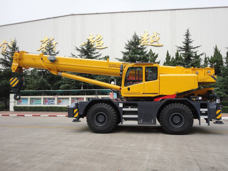 China 
                Beroemd merk 55 ton Ruw Terrain Crane Rt55e te koop
             leverancier