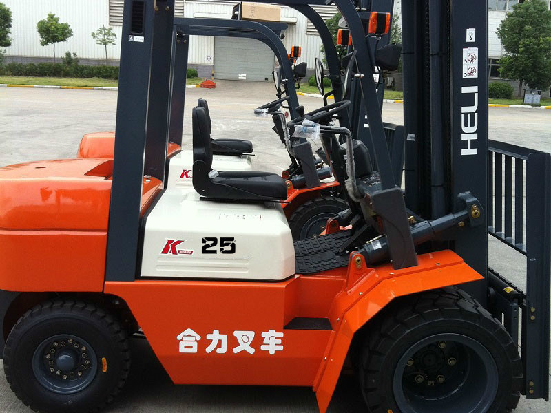 Heli 6 Units 2.5 Ton Diesel Forklift Cpcd25 Export to Argentina