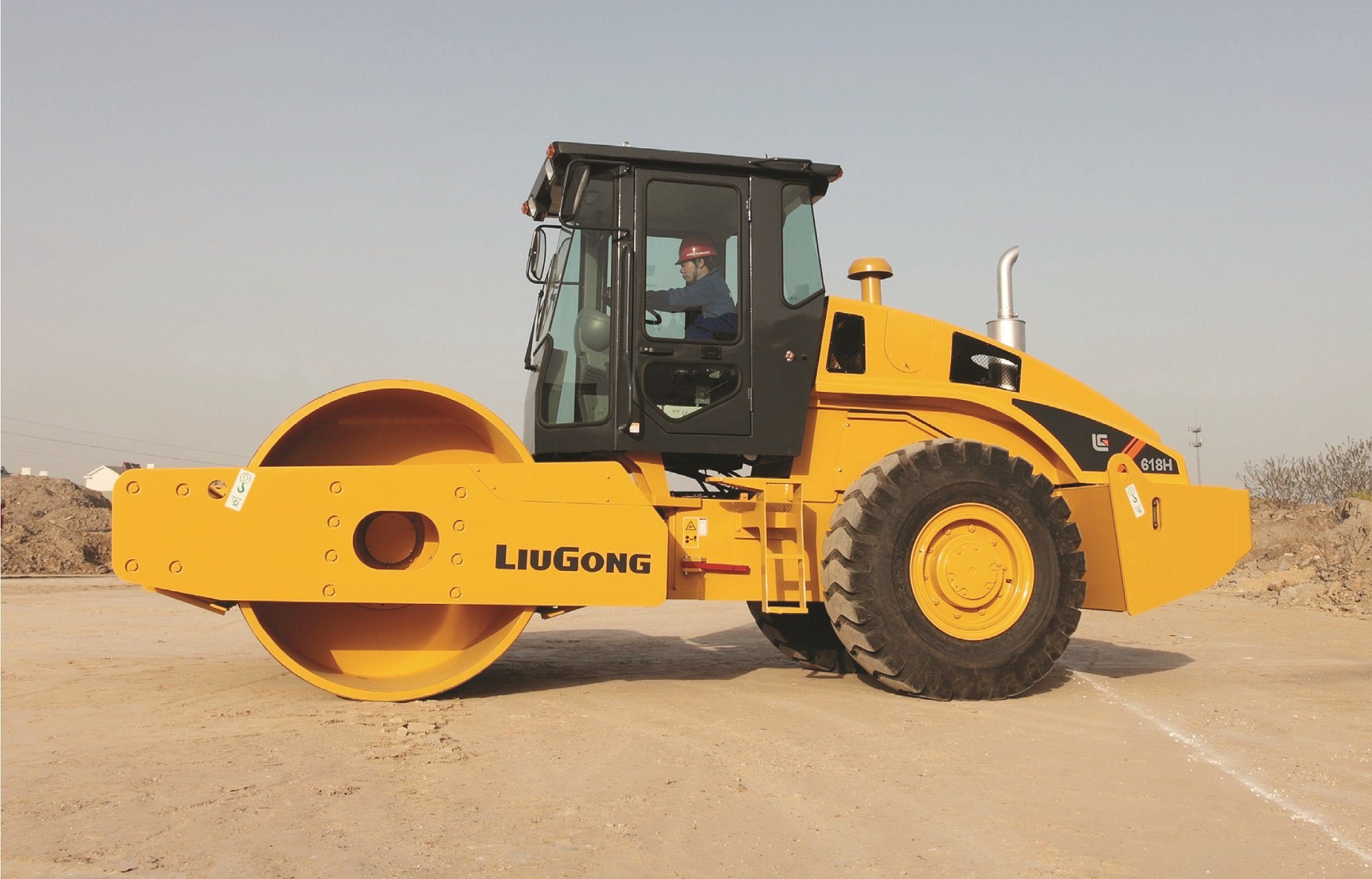 China 
                Liugong 14 ton Roller 6114e met High Technology
             leverancier