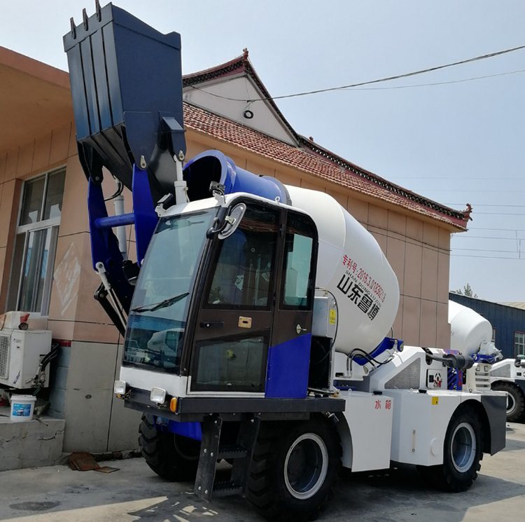 Luzun 5.5m3 Self Loading Concrete Mixer Self Propelled Mixer Truck for Cement Mixing (JBC5500)