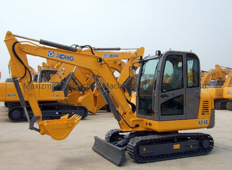Medium Xe215c 21.5 Ton Hydrauliy Crawler Excavator with Hammer