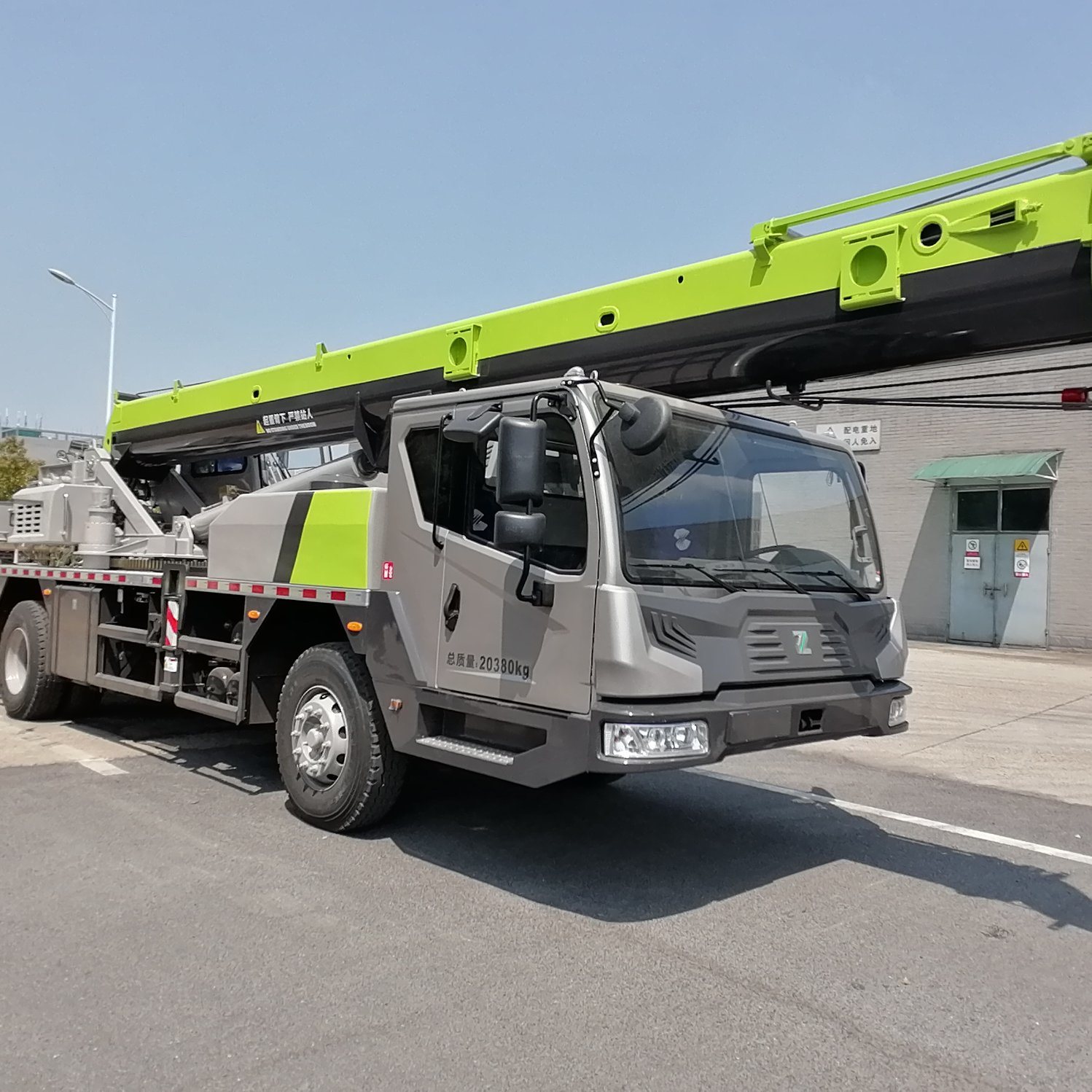 Китай 
                Оригинальный Zoomlion Truck Crane Ztc500 50 тонн Новый Pick Up Mobile Краны
             поставщик