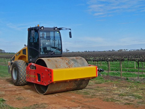 
                Máquina de Estrada 12ton tambor único Roller SSR120AC-8 para venda
            