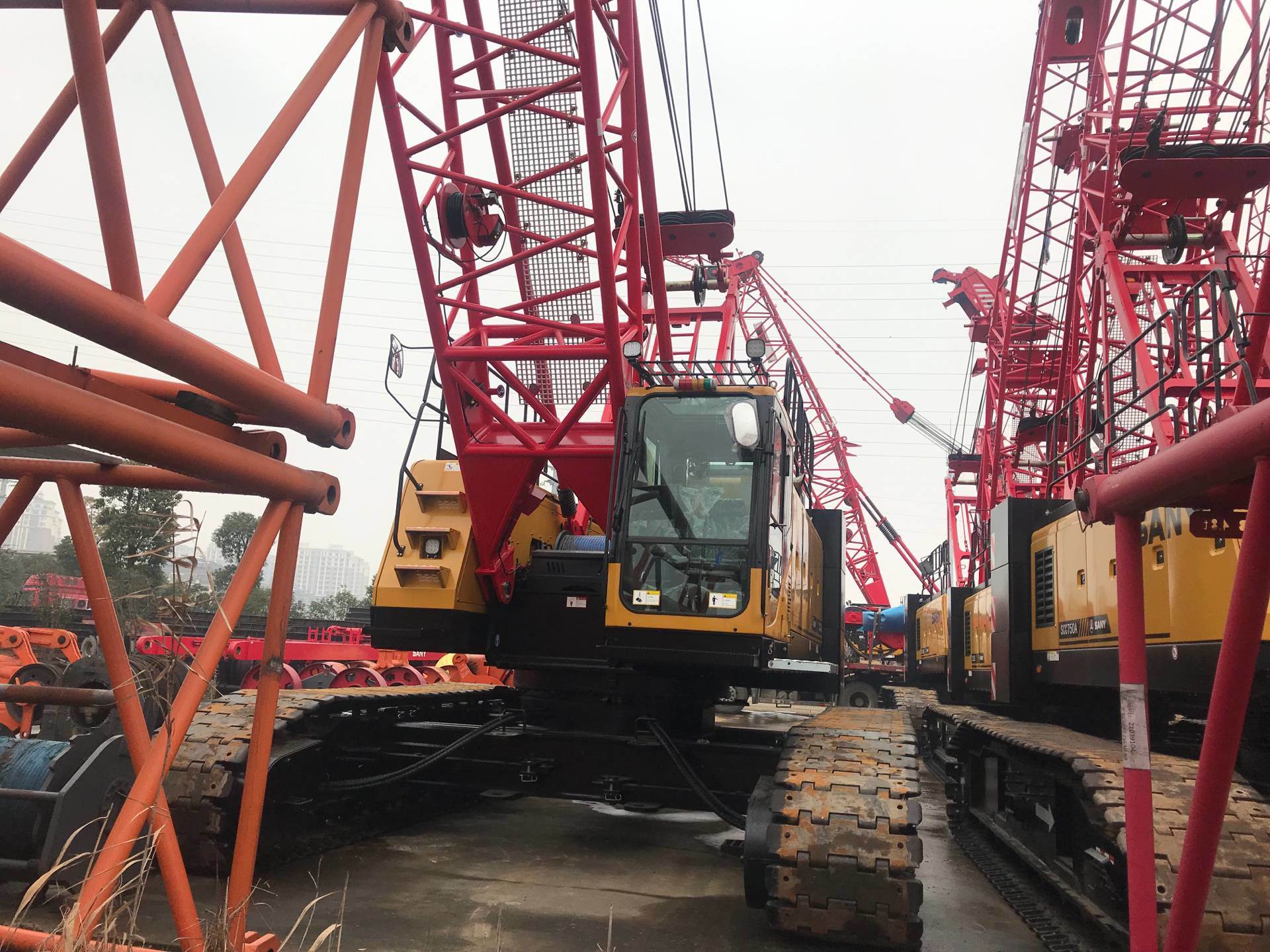 Chine 
                S-A-N-Y 135 tonne grue à chenille SCC1350A avec des performances élevées
             fournisseur