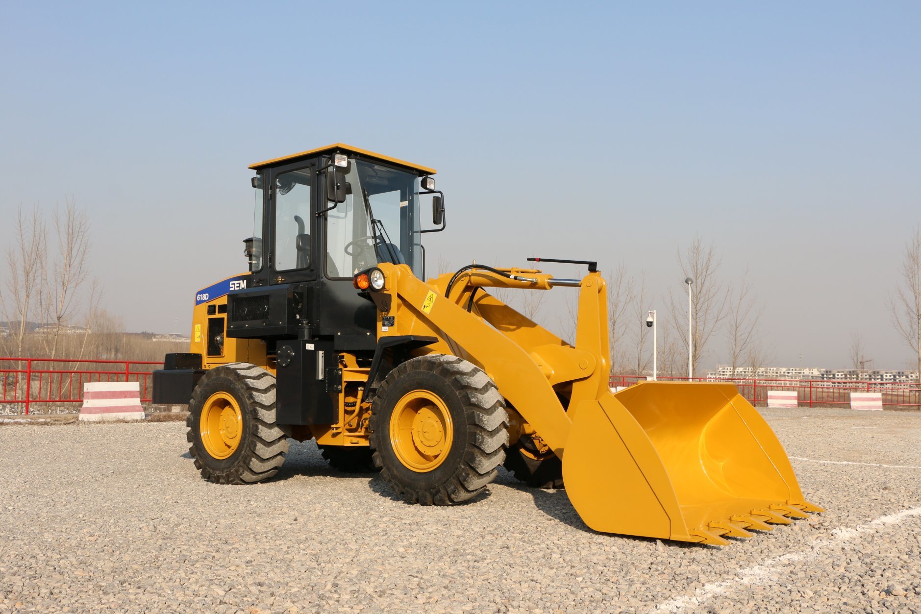 Sem 1800kg Wheel Loader Sem618d with 1m3 Bucket