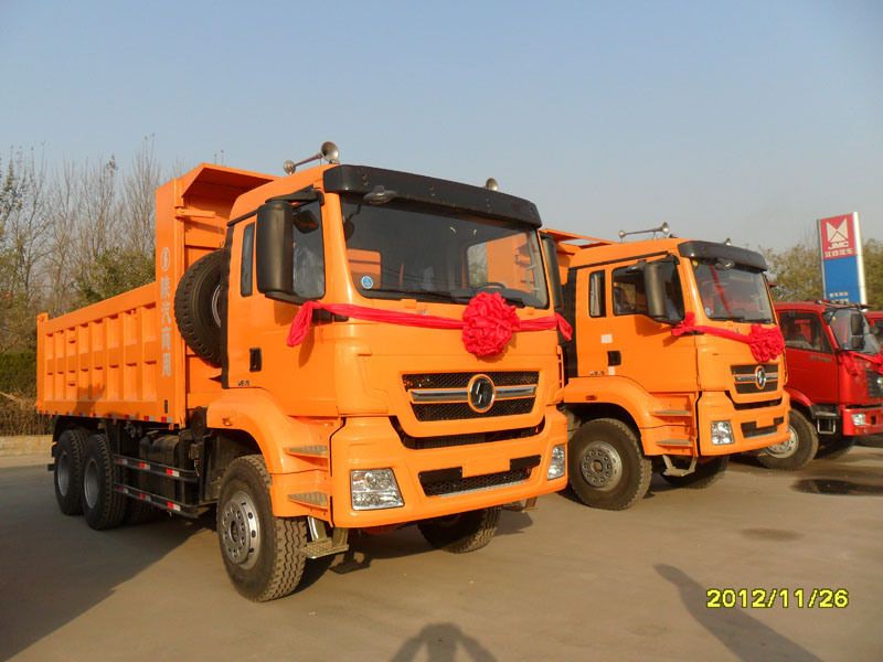 Chine 
                F2000 Shacman camion à benne basculante 6X4 380hp camion à benne basculante Euro III 18cmb pour la vente
             fournisseur