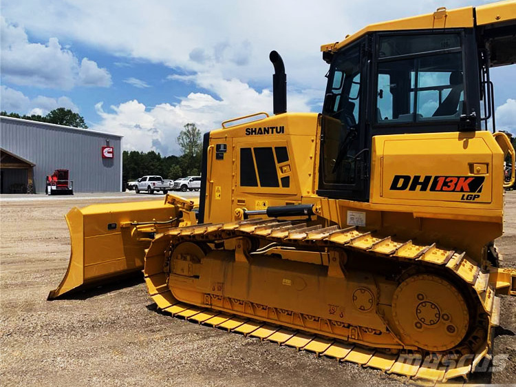 
                Shantui 160HP Crawler Bulldozer SD16 팩토리 직판
            