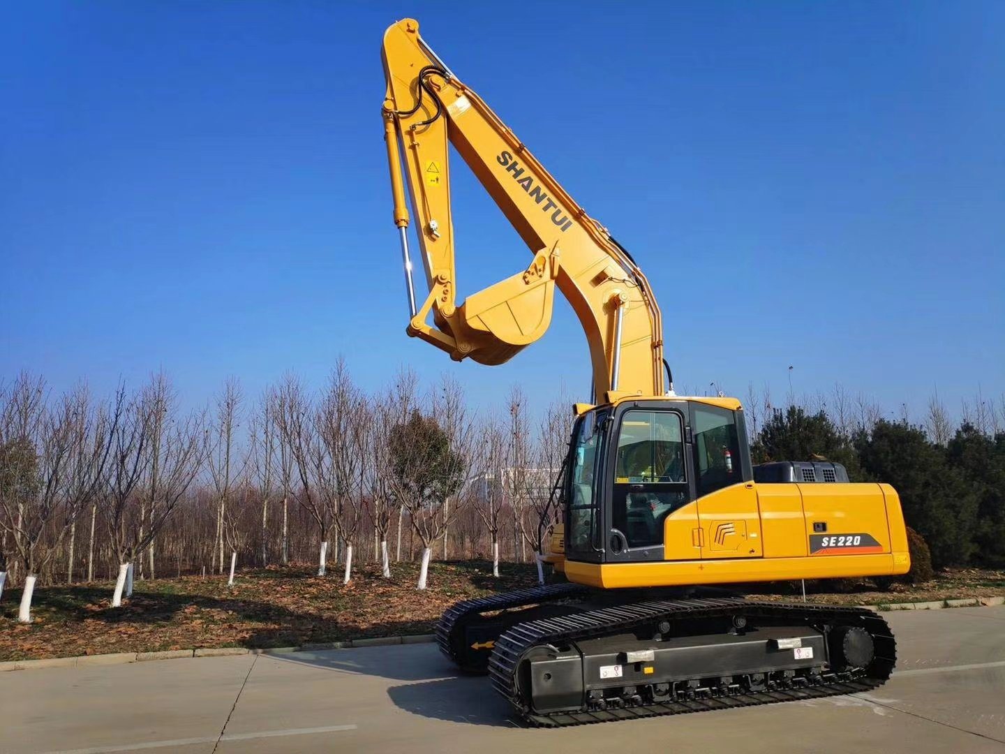 China 
                Shantui High Efficiency and Strong Power Machinery Excavator Se220
             supplier