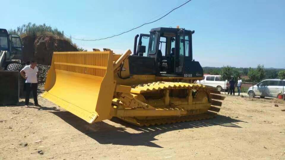 
                Aterro Shantui Bulldozer DP16r com freio hidráulico mude
            