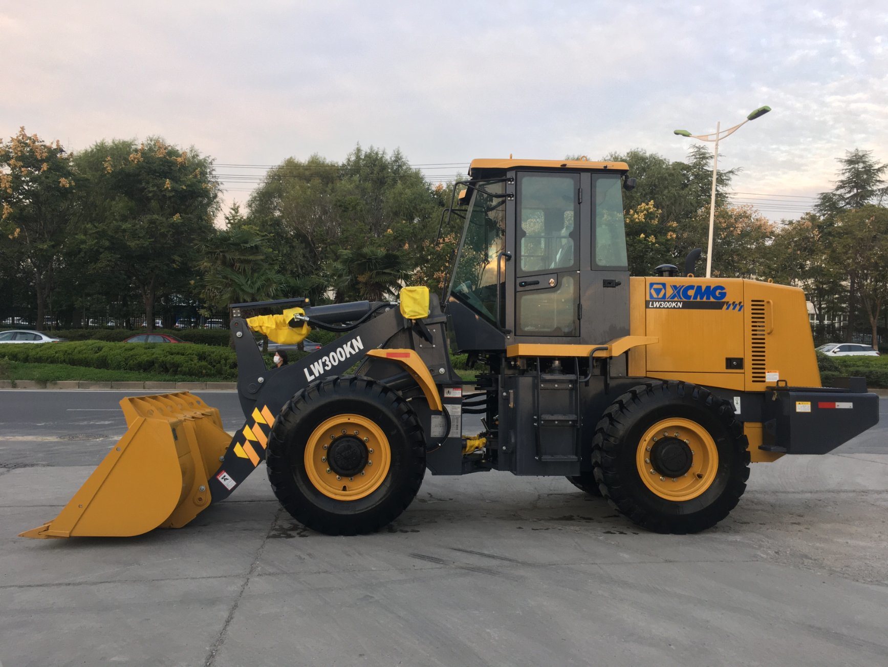 Top Sale 3 Tons Small Wheel Loader Lw300kn Lw300fn with 1.8m3 Bucket