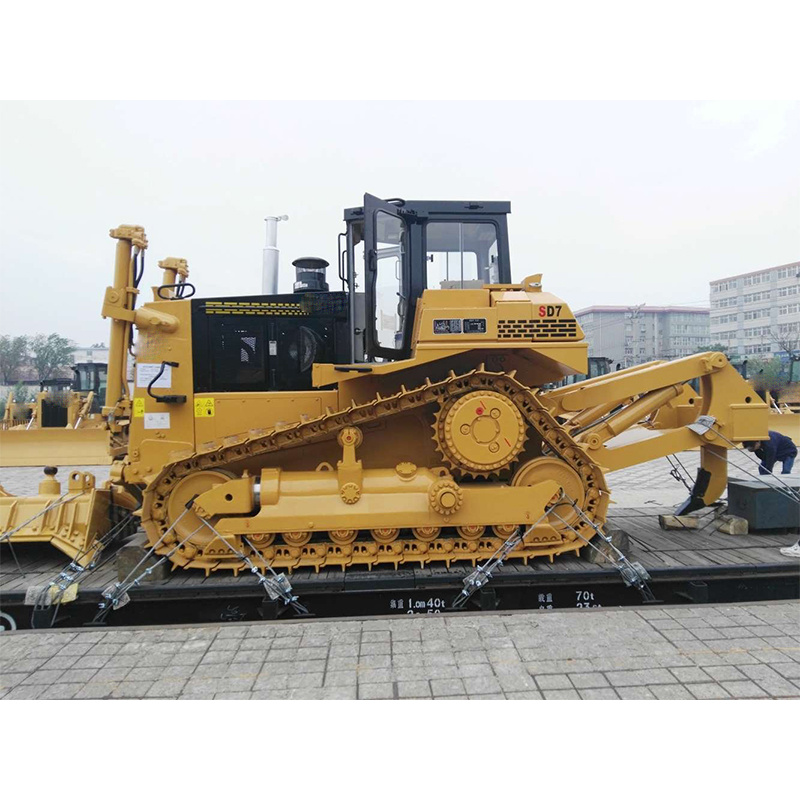 China 
                Triangle Shape Track New 230HP Crawler Bulldozer SD7n with Single Shank Ripper
             supplier