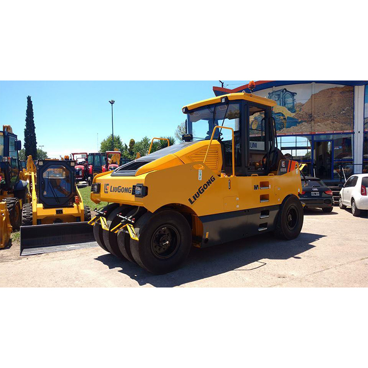 
                XP203 Liugong 20ton Road Pneumatic Tire Road Roller 6520e
            