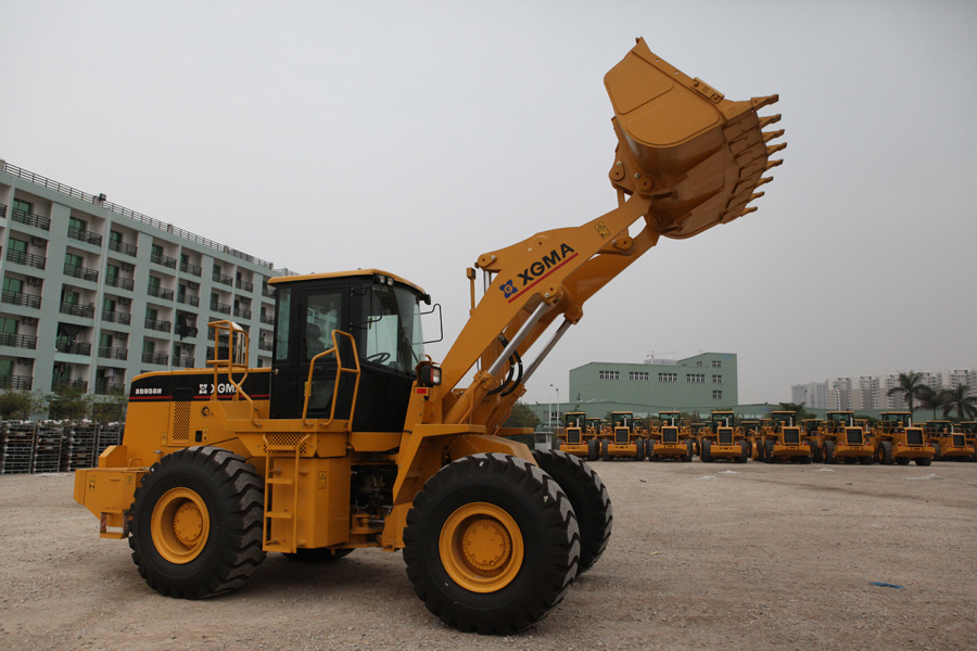 China 
                Xgma 5ton ホイールローダー Xg958h フロントエンドローダー
             supplier