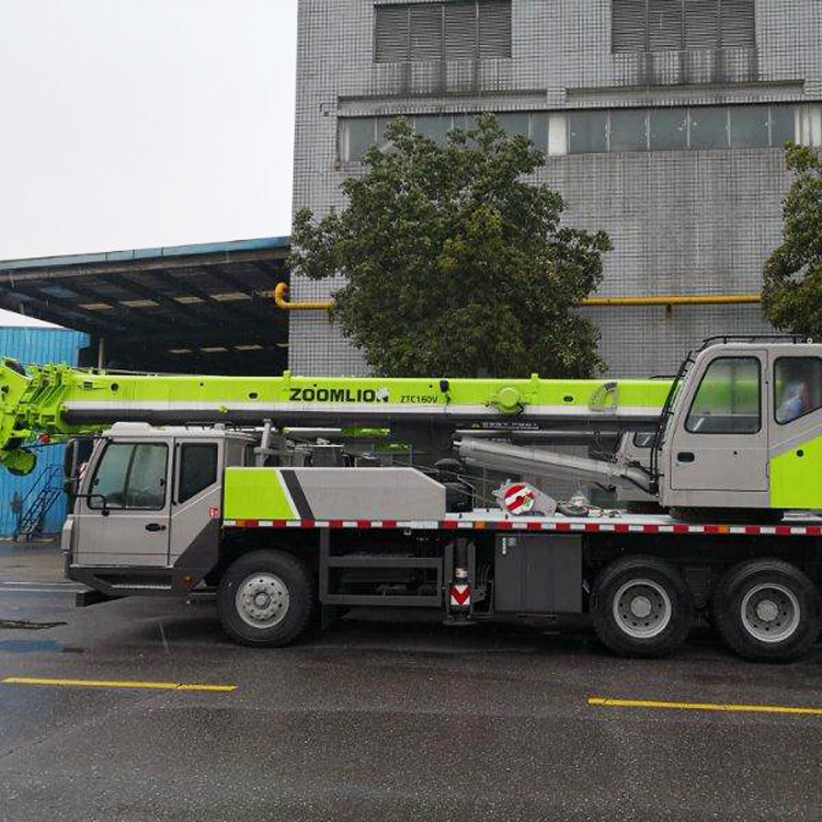 Zoomlion 60ton Mobile Truck Crane for Sale Ztc600V532