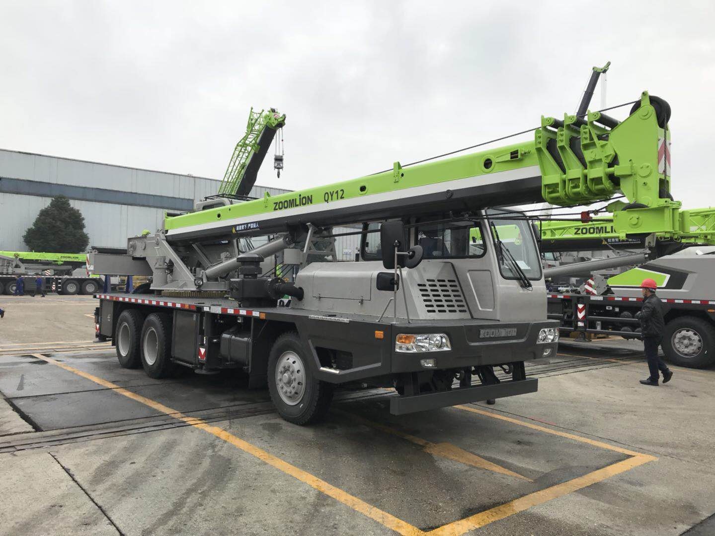 
                Zoomlion Official Ztc600r562 60ton Mobile Truck Crane op voorraad
            