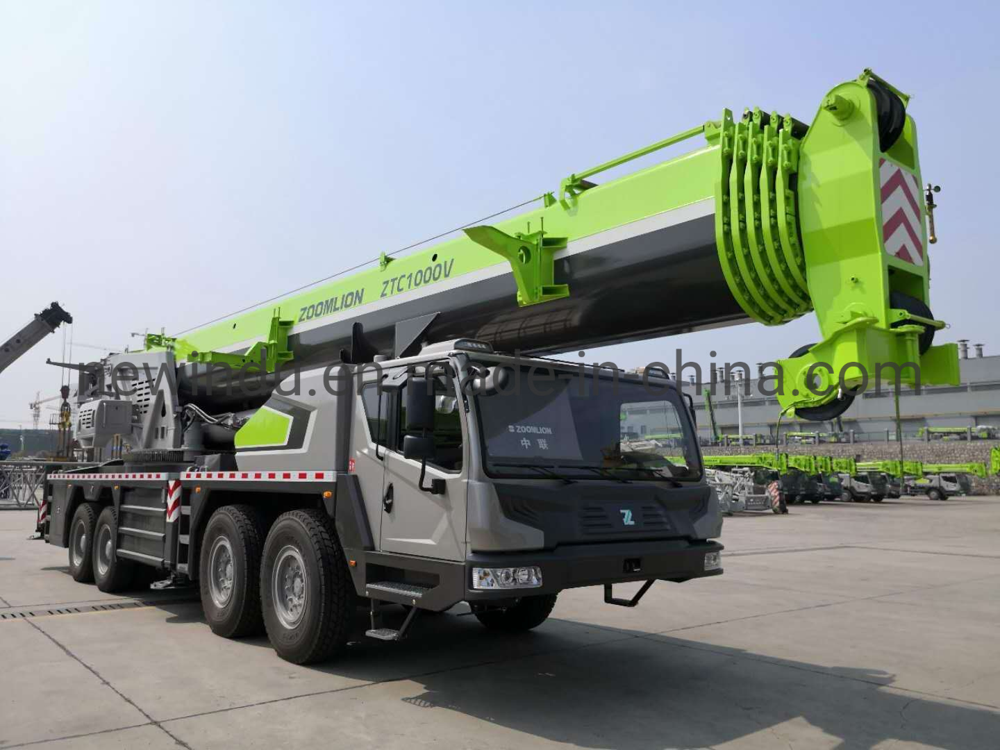 100 Tons Hydraulic Zoomlion China Brand Truck Crane Sale in Mongolia