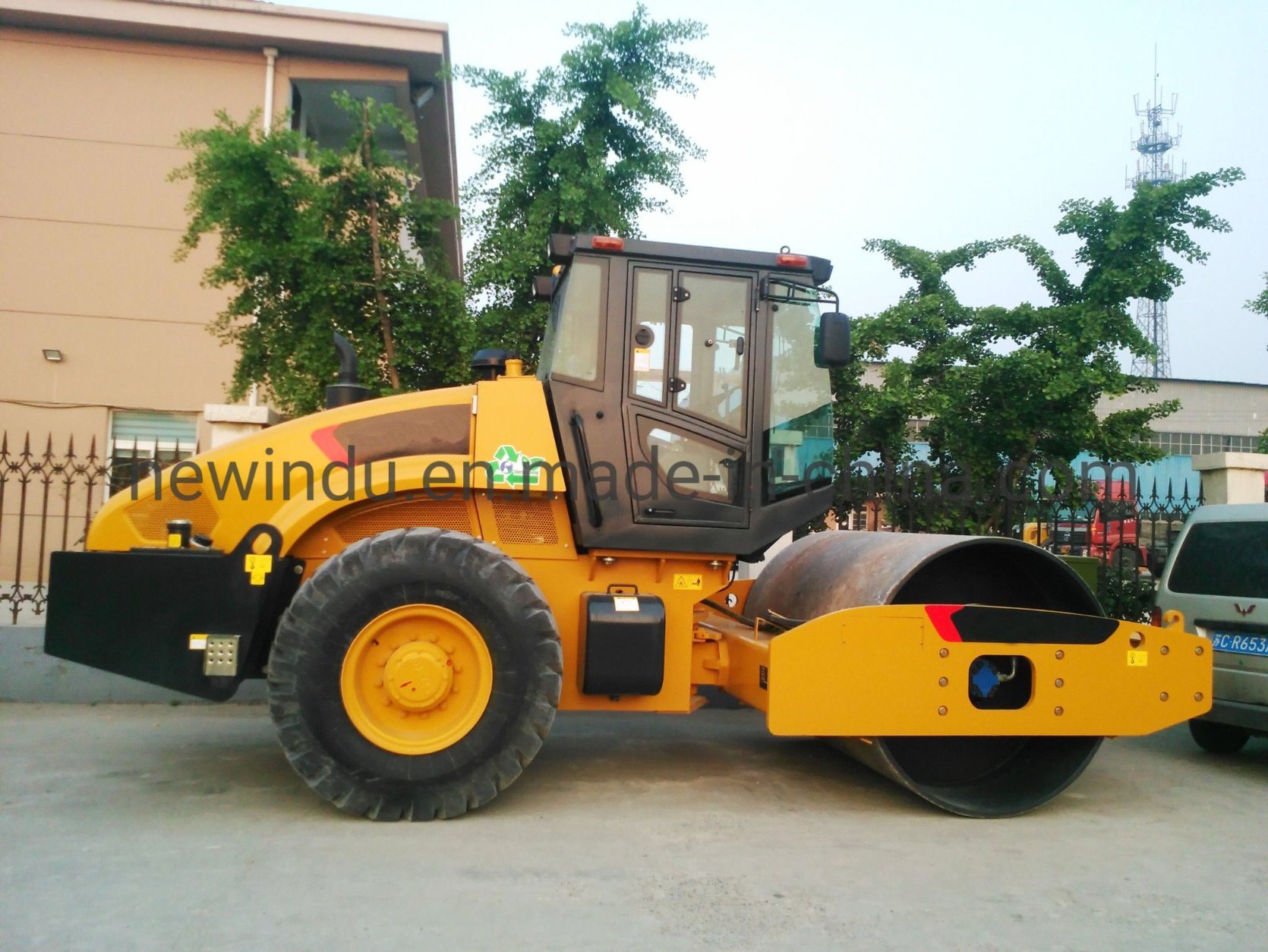 16 Tons Vibratory Single Drum Xs163j Road Roller