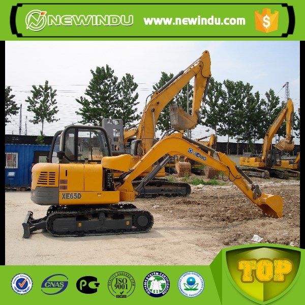 2018 New Cheap Mini Excavator Xe65D for Sale