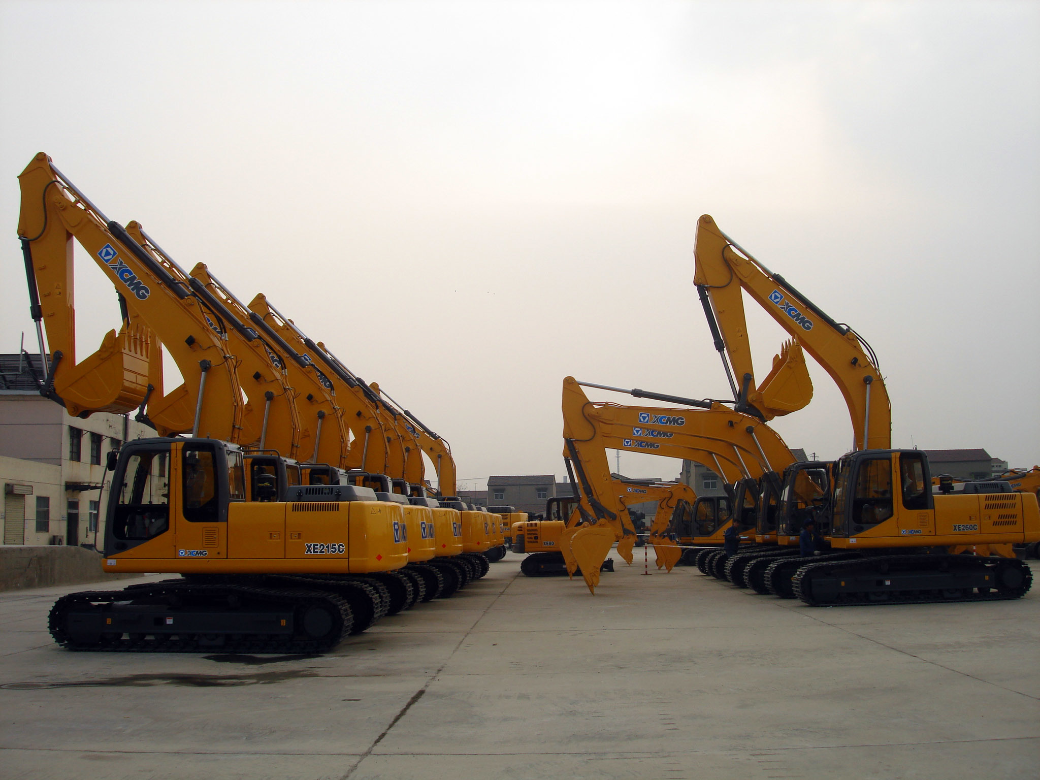 China 
                21 Ton heißer Verkauf RC Bagger mit großem Eimer in Lager
             Lieferant