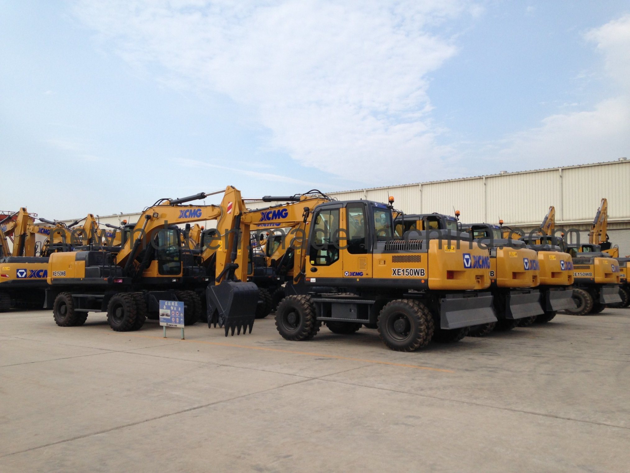 21 Tons Hydraulic Wheel Type Excavator Xe210W