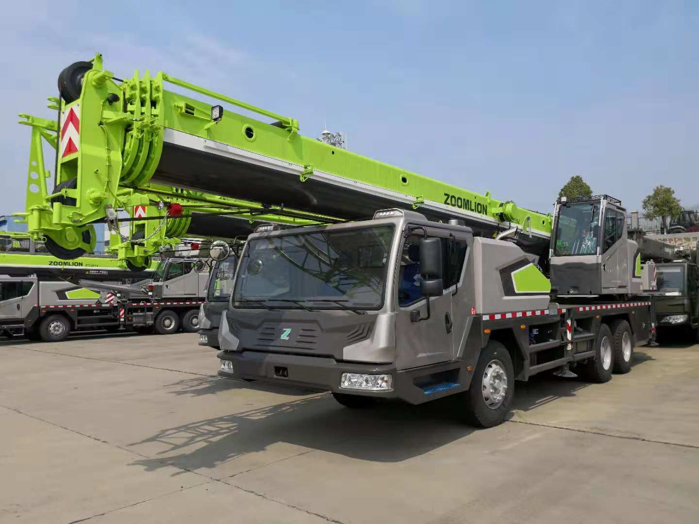 25 Ton Zoomlion Good Performance Hydraulic Truck Crane Ztc250V451